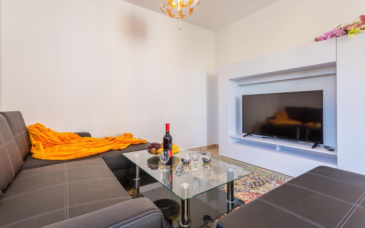 Apartment Mia & Lea กลิมโน ภายนอก รูปภาพ